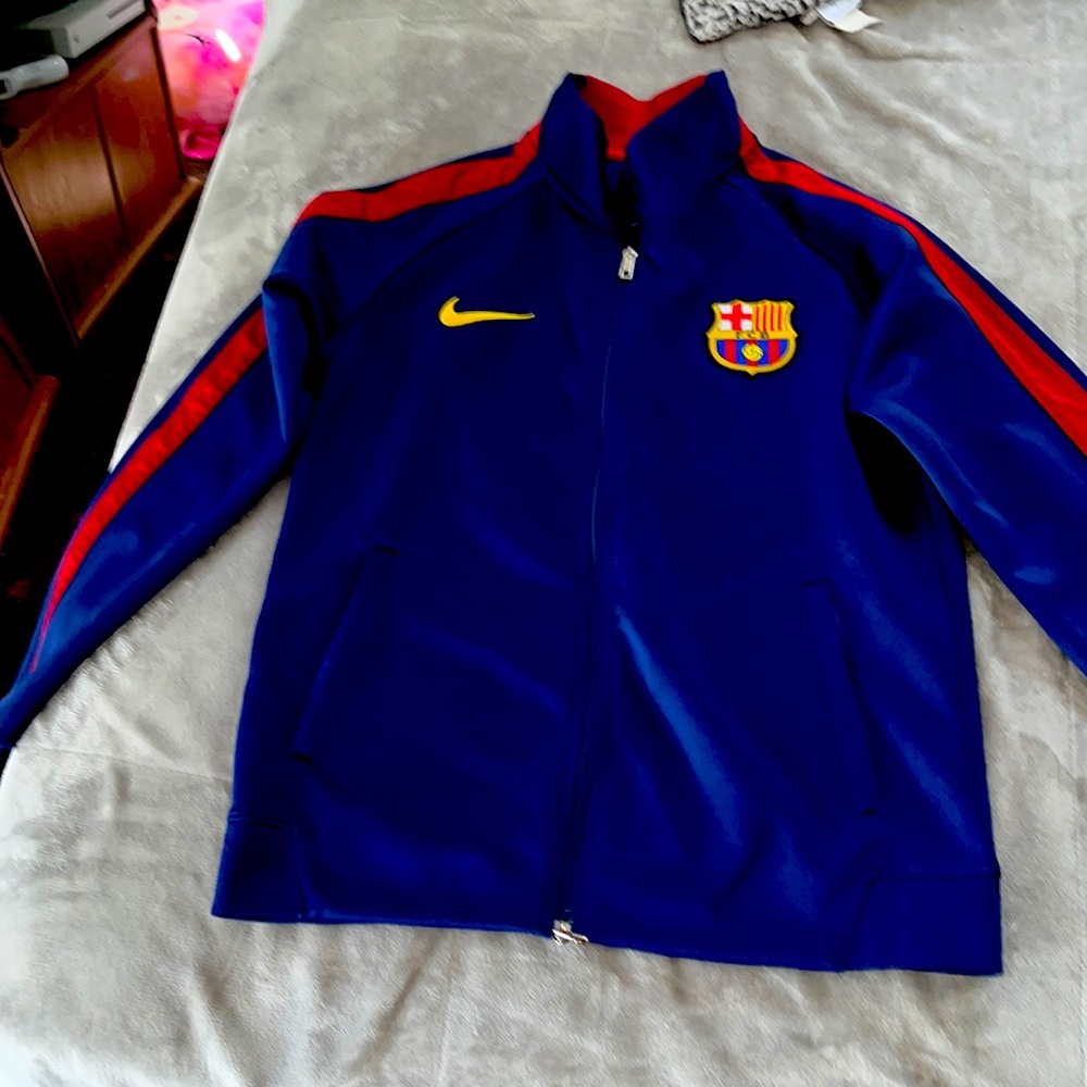 Fc Barcelona jacket size small selling for 25$